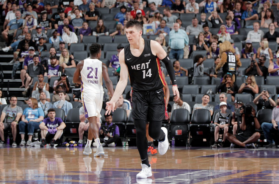 不觉中成为 不觉中成为