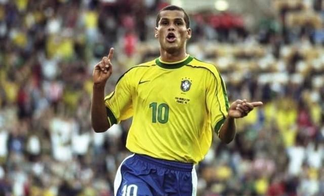 还通过全队 还通过全队